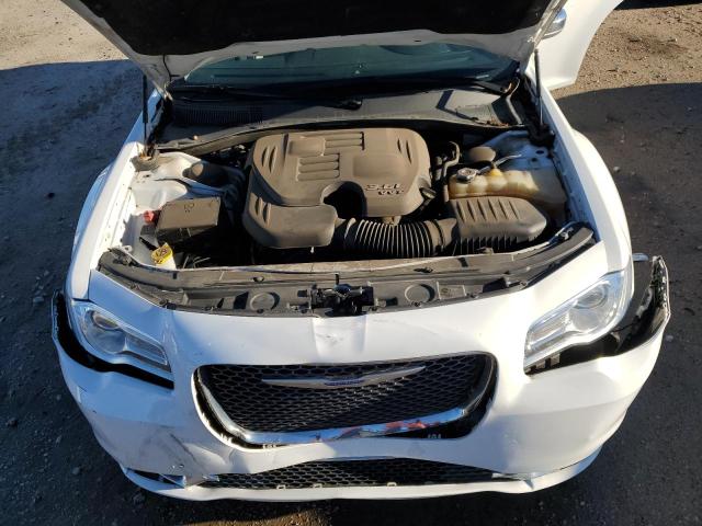 2C3CCAKG7KH586526 - 2019 CHRYSLER 300 LIMITED WHITE photo 11