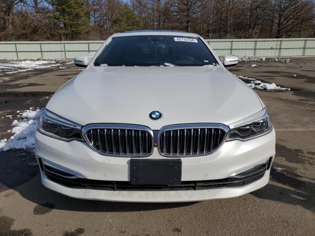 WBAJB1C5XJG623885 - 2018 BMW 530XE WHITE photo 5