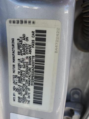 5Y2SP6E00AZ403778 - 2010 PONTIAC VIBE SILVER photo 13