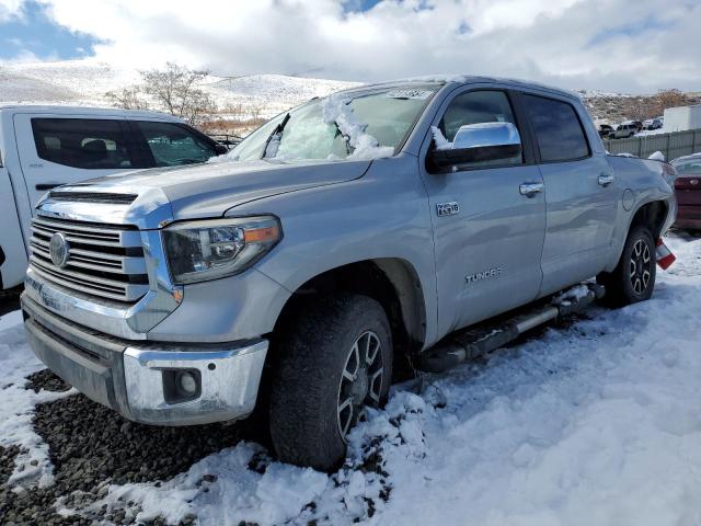 5TFHY5F12JX688701 - 2018 TOYOTA TUNDRA CREWMAX LIMITED SILVER photo 1