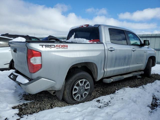 5TFHY5F12JX688701 - 2018 TOYOTA TUNDRA CREWMAX LIMITED SILVER photo 3