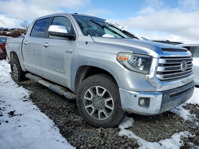 5TFHY5F12JX688701 - 2018 TOYOTA TUNDRA CREWMAX LIMITED SILVER photo 4