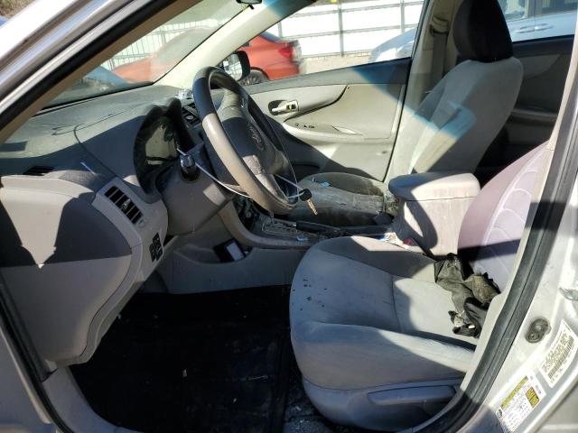 1NXBU4EE1AZ347769 - 2010 TOYOTA COROLLA BASE 银色 照片 7