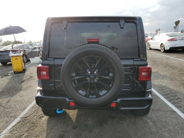 1C4JJXP61MW686184 - 2021 JEEP WRANGLER U SAHARA 4XE BLACK photo 6