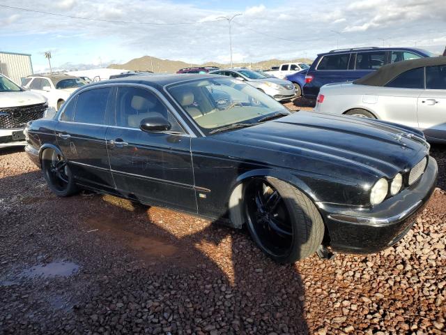 SAJWA73B44TG26043 - 2004 JAGUAR XJR S BLACK photo 4