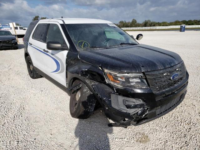 1FM5K8AR3JGB47218 - 2018 FORD EXPLORER POLICE INTERCEPTOR WHITE photo 1