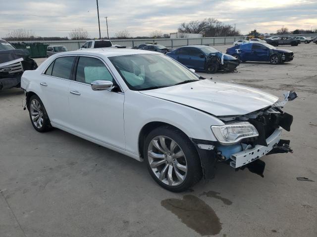 2C3CCAEG6KH605028 - 2019 CHRYSLER 300 LIMITED WHITE photo 4