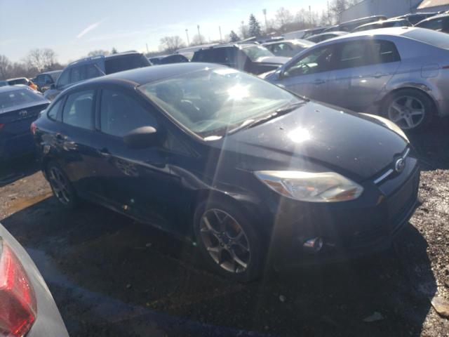 1FADP3F23DL297766 - 2013 FORD FOCUS SE BLACK photo 4