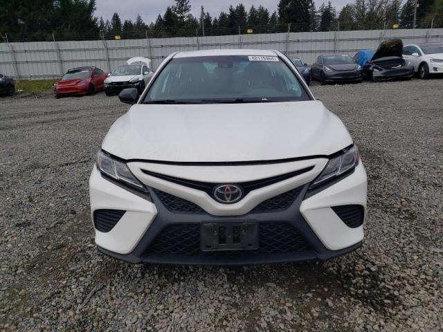 4T1B11HK5U730611 - 2019 TOYOTA CAMRY WHITE photo 5