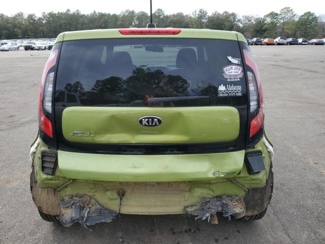 KNDJN2A2XH7881763 - 2017 KIA SOUL GREEN photo 6