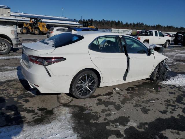 4T1G31AK8RU066535 - 2024 TOYOTA CAMRY SE NIGHT SHADE WHITE photo 3