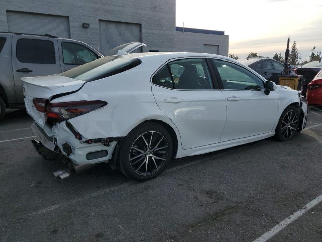 4T1G11AK9RU859039 - 2024 TOYOTA CAMRY SE NIGHT SHADE WHITE photo 3