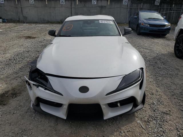 WZ1DB0C09NW048903 - 2022 TOYOTA SUPRA BASE WHITE photo 5