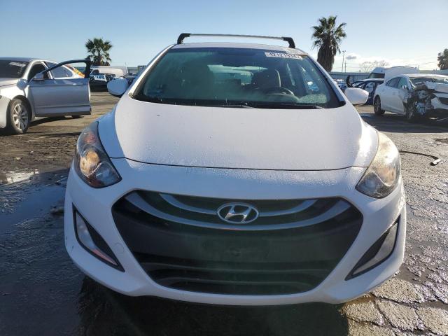 KMHD35LE6DU092254 - 2013 HYUNDAI ELANTRA GT WHITE photo 5