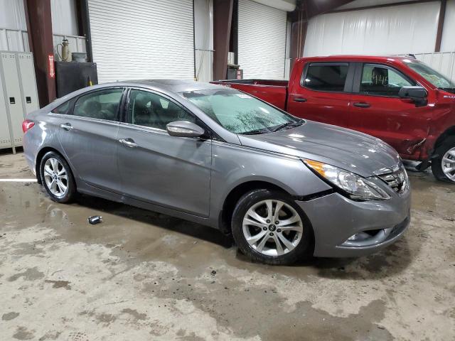 5NPEC4AB2BH304957 - 2011 HYUNDAI SONATA SE GRAY photo 4