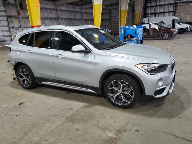 WBXHT3C52K3H35802 - 2019 BMW X1 XDRIVE28I SILVER photo 4