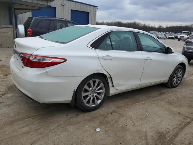 4T1BF1FKXGU246218 - 2016 TOYOTA CAMRY LE WHITE photo 3