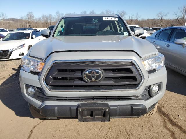 3TMCZ5AN0LM323640 - 2020 TOYOTA TACOMA DOUBLE CAB GRAY photo 5