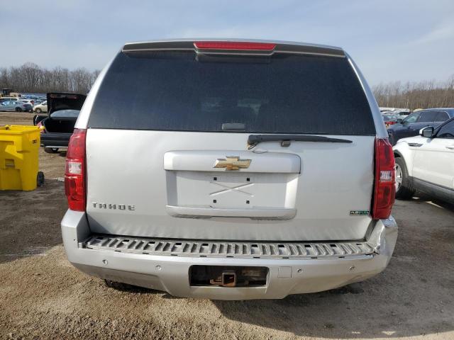 1GNSKBE00BR319072 - 2011 CHEVROLET TAHOE K1500 LT SILVER photo 6