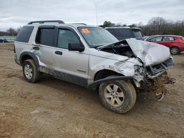 1FMEU73E46UA87862 - 2006 FORD EXPLORER XLT SILVER photo 4