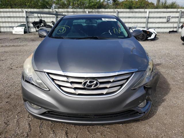 5NPEC4AC1DH787370 - 2013 HYUNDAI SONATA SE GRAY photo 5