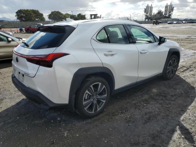 JTHX3JBHXM2042408 - 2021 LEXUS UX 200 WHITE photo 3