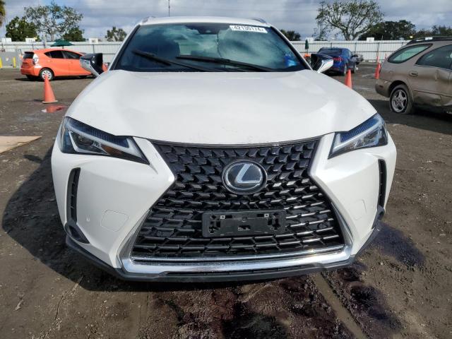 JTHX3JBHXM2042408 - 2021 LEXUS UX 200 WHITE photo 5