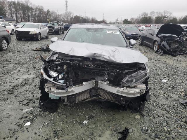 1HGCV2F56JA018643 - 2018 HONDA ACCORD EXL SILVER photo 5