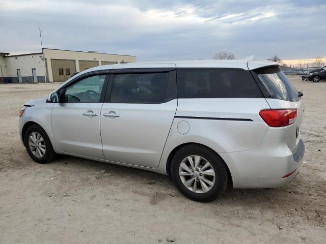 KNDMB5C14H6227150 - 2017 KIA SEDONA LX SILVER photo 2