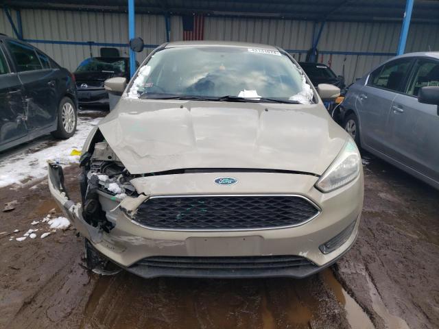 1FADP3K25GL259224 - 2016 FORD FOCUS SE GOLD photo 5