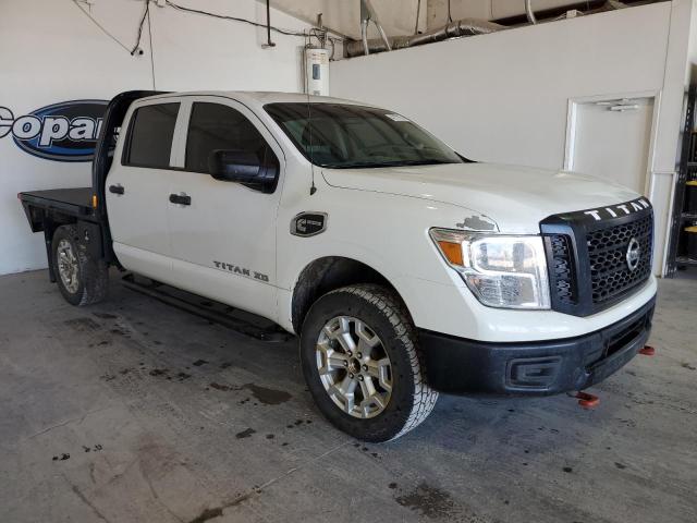 1N6BA1F32JN515659 - 2018 NISSAN TITAN XD S WHITE photo 4