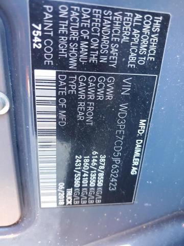 WD3PE7CD5JP632423 - 2018 MERCEDES-BENZ SPRINTER 2500 Grau Foto 13