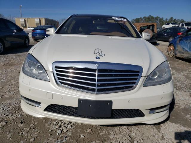 WDDNG8GB6AA337359 - 2010 MERCEDES-BENZ S 550 4MATIC WHITE photo 5