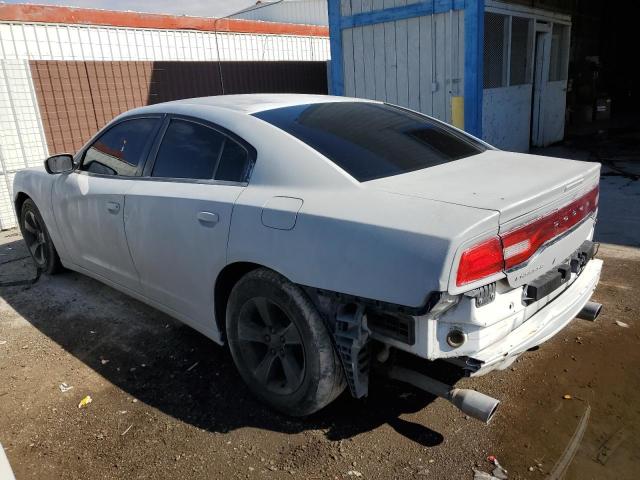 2C3CDXBG1DH624092 - 2013 DODGE CHARGER SE WHITE photo 2