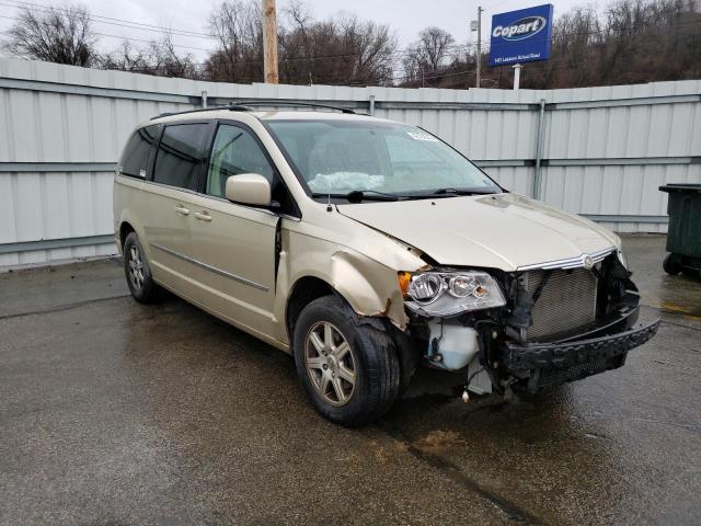 2A4RR5D1XAR495225 - 2010 CHRYSLER TOWN & COU TOURING ბეჟი ფოტო 4