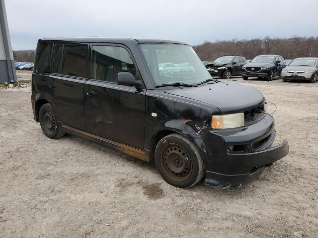 JTLKT324464081169 - 2006 TOYOTA SCION XB BLACK photo 4