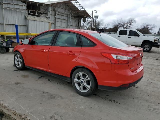 1FADP3F28EL451468 - 2014 FORD FOCUS SE RED photo 2