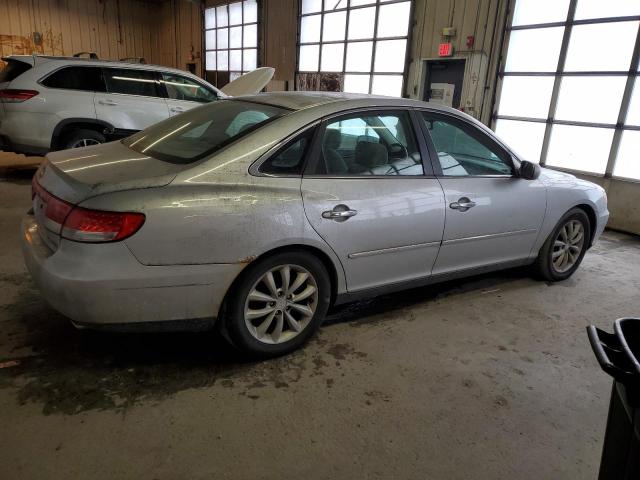 KMHFC46F06A074716 - 2006 HYUNDAI AZERA SE GRAY photo 3