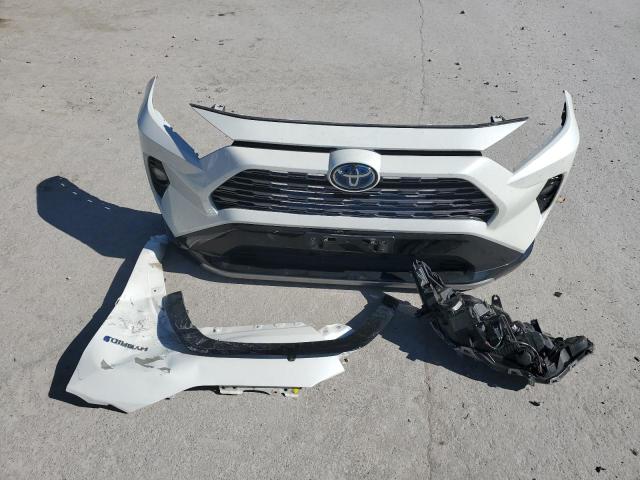 2T3EWRFV9LW089207 - 2020 TOYOTA RAV4 XSE WHITE photo 13