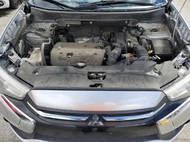 JA4AR3AU0KU011549 - 2019 MITSUBISHI OUTLANDER ES SILVER photo 11