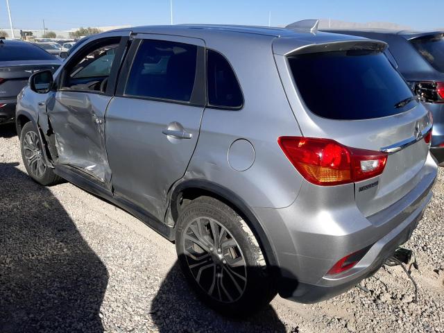 JA4AR3AU0KU011549 - 2019 MITSUBISHI OUTLANDER ES SILVER photo 2