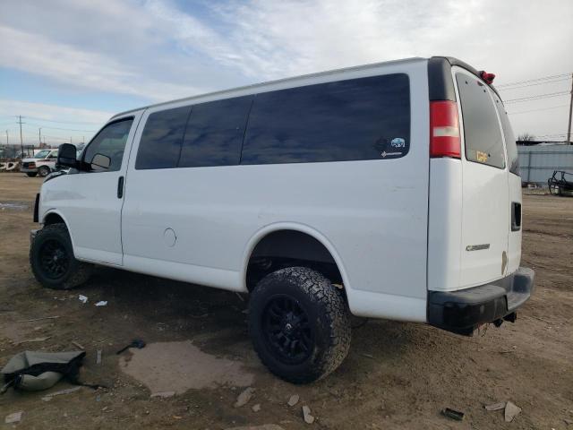 1GNFH154081211443 - 2008 CHEVROLET EXPRESS WHITE photo 2