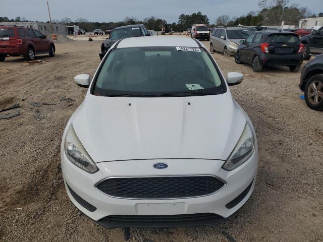 1FADP3F23FL293123 - 2015 FORD FOCUS SE WHITE photo 5