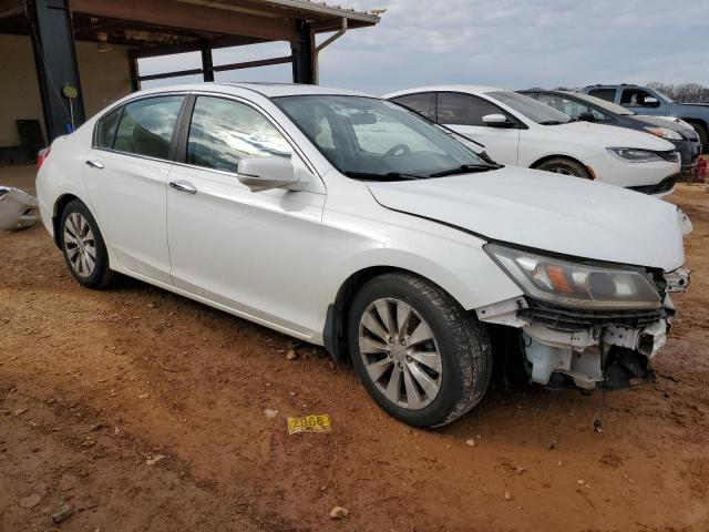 1HGCR2F74DA099832 - 2013 HONDA ACCORD EX WHITE photo 4