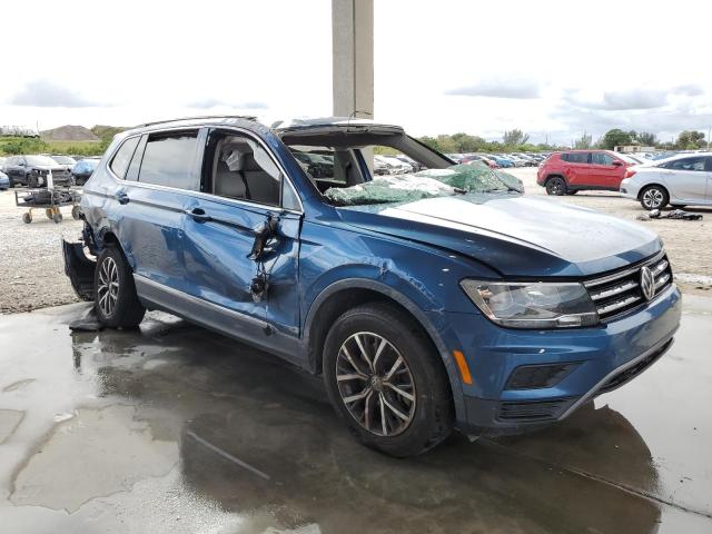 3VV3B7AX9LM082325 - 2020 VOLKSWAGEN TIGUAN SE BLUE photo 4