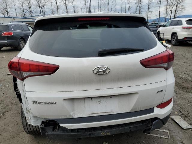 KM8J2CA48JU794141 - 2018 HYUNDAI TUCSON SE WHITE photo 6