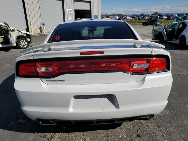 2C3CDXBGXDH545343 - 2013 DODGE CHARGER SE WHITE photo 6