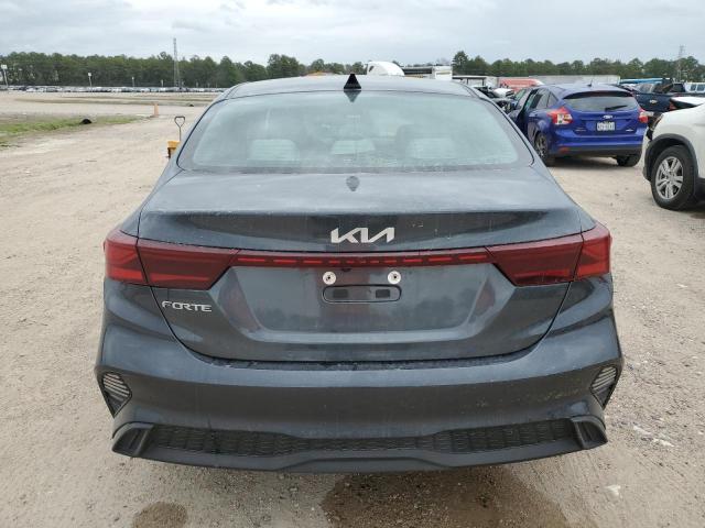 3KPF24AD1PE643259 - 2023 KIA FORTE LX GRAY photo 6