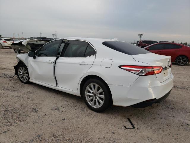 4T1B11HKXKU735996 - 2019 TOYOTA CAMRY L WHITE photo 2