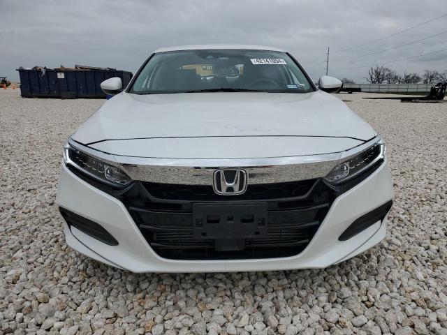 1HGCV1F15JA220428 - 2018 HONDA ACCORD LX WHITE photo 5